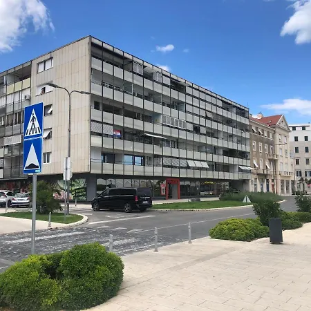 Adriatic Blue View Apartman *