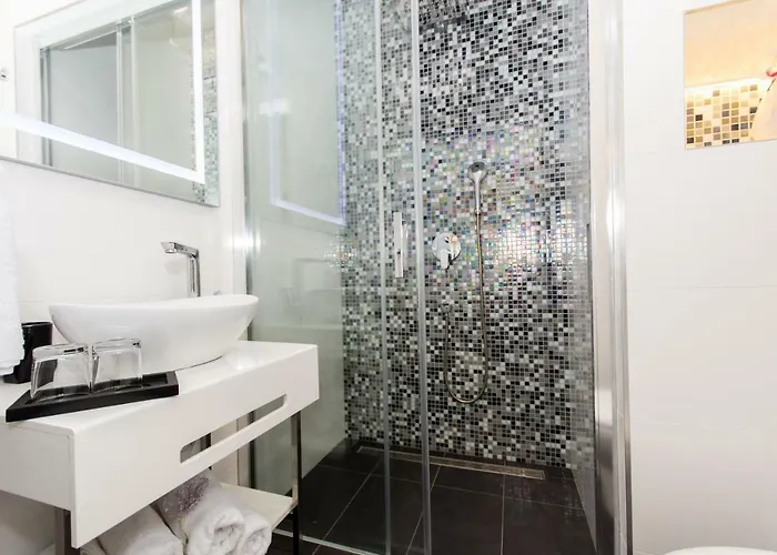 Adriatic Blue View Apartment *